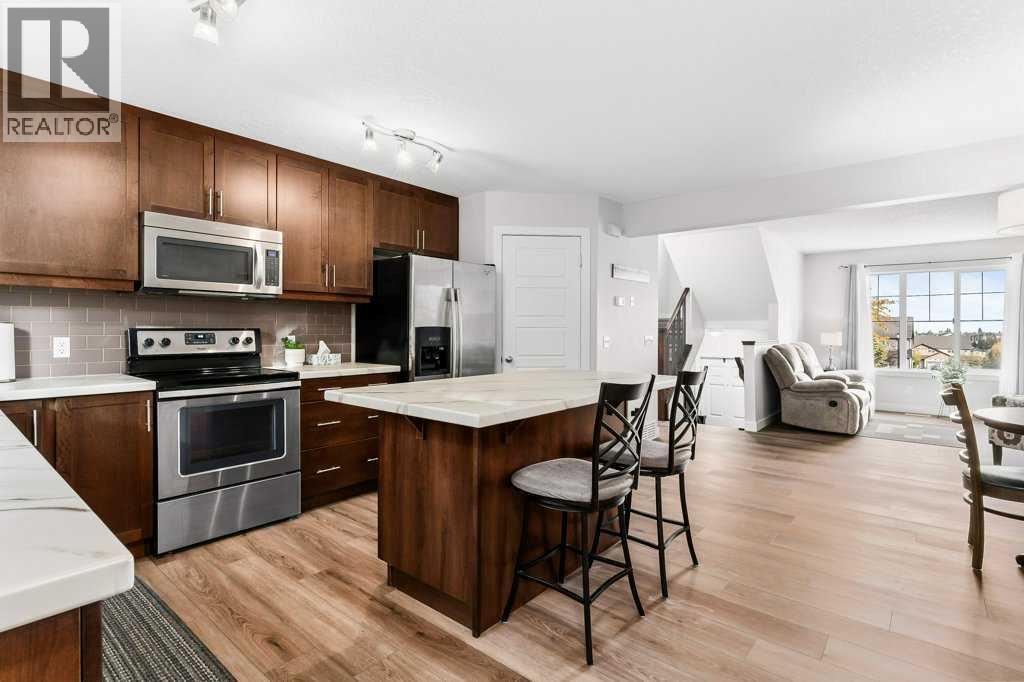 86 Pantego Lane Nw, Calgary, Alberta  T3K 0T1 - Photo 5 - A2262201