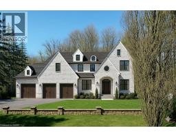 32 MAPLE HILL Drive, Kitchener, Ontario