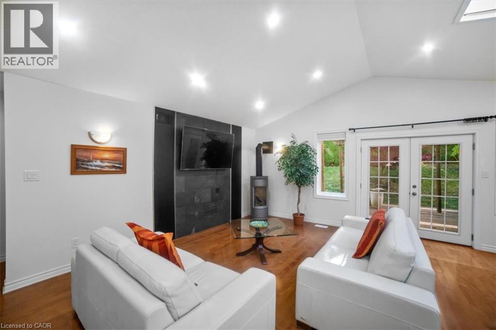 850 Munich Circle, Waterloo, Ontario N2V 2N5 - Photo 5 - 40785173