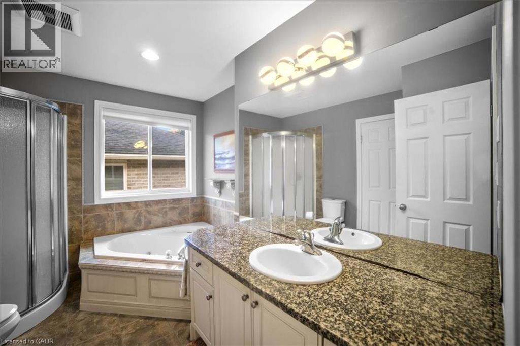 850 Munich Circle, Waterloo, Ontario N2V 2N5 - Photo 14 - 40785173