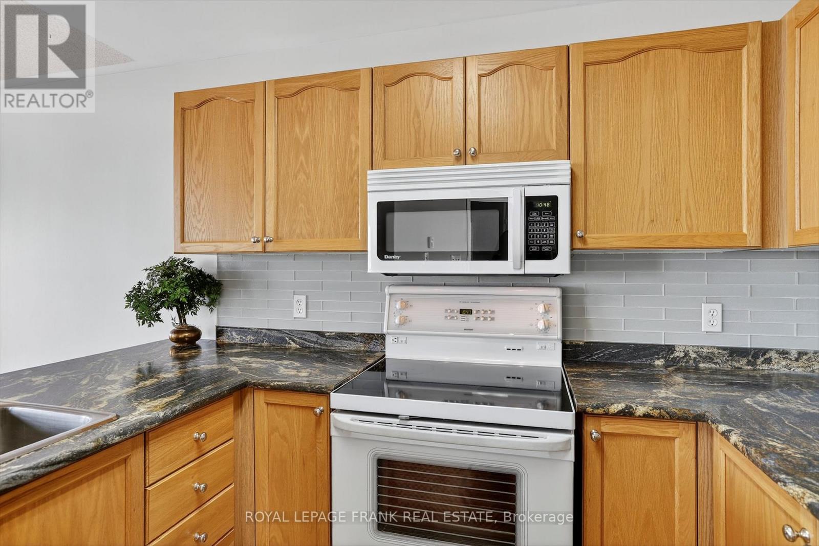 1840 Glenforest Boulevard, Peterborough (Monaghan Ward 2), Ontario  K9K 2P3 - Photo 14 - X12511884