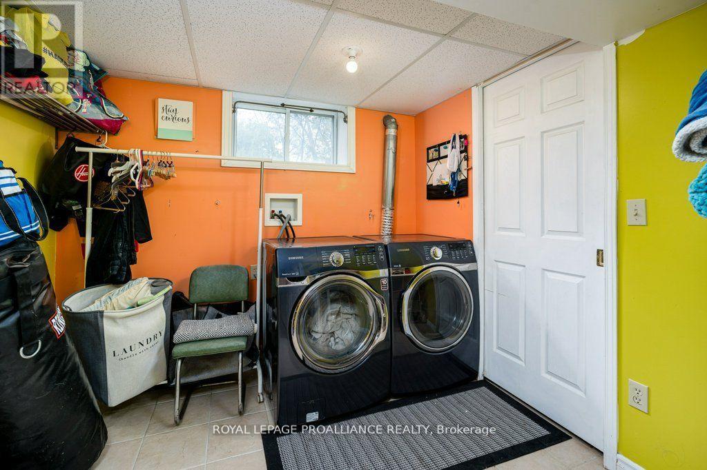 44 Sidney Street, Belleville (Belleville Ward), Ontario  K8P 3Y8 - Photo 29 - X12512022