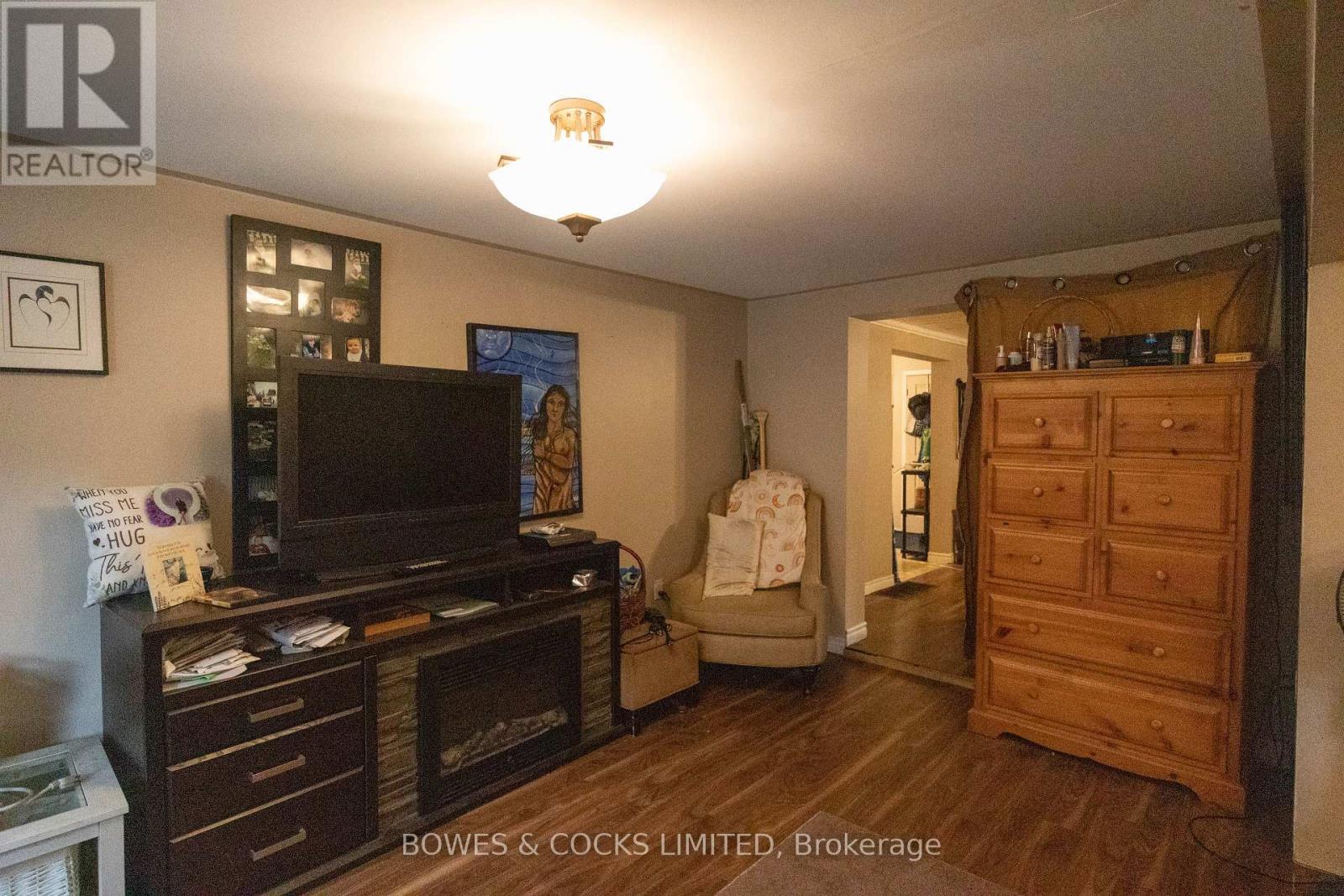 35 Cleak Avenue, Bancroft, Ontario K0L 1C0 - Photo 25 - X12512162