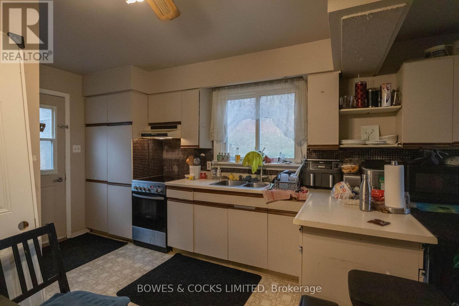 35 Cleak Avenue, Bancroft, Ontario K0L 1C0 - Photo 9 - X12512162