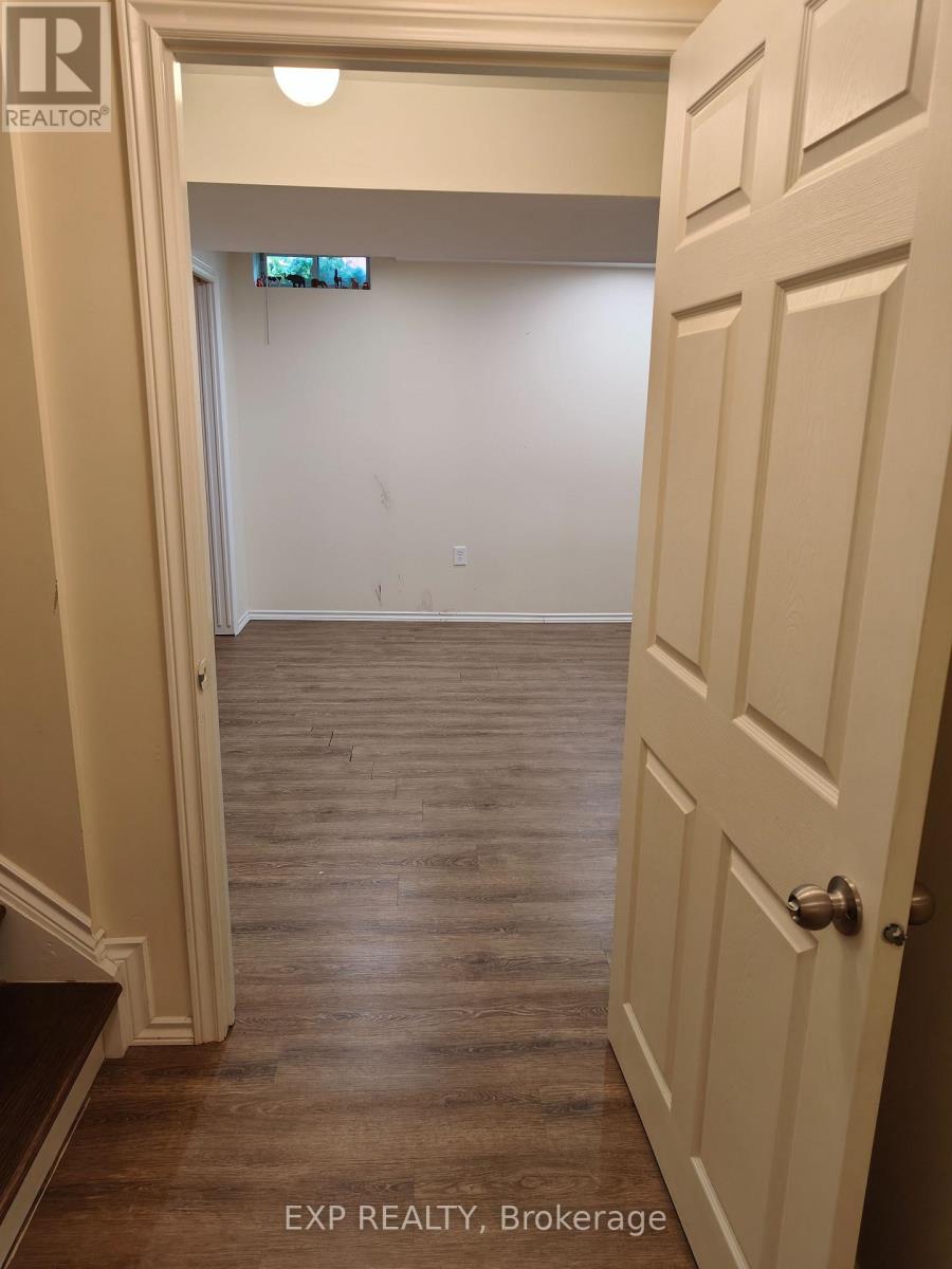 5919 Tampico Way, Mississauga, Ontario  L5M 6Z3 - Photo 20 - W12511676