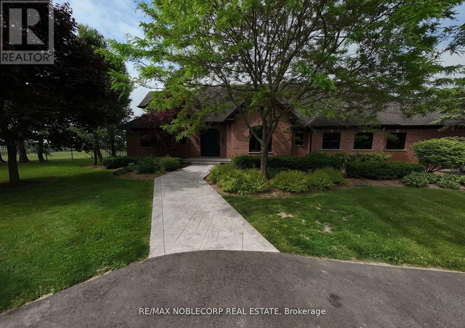 17088 Horseshoe Hill Road, Caledon, Ontario  L7C 2N6 - Photo 3 - W12511742