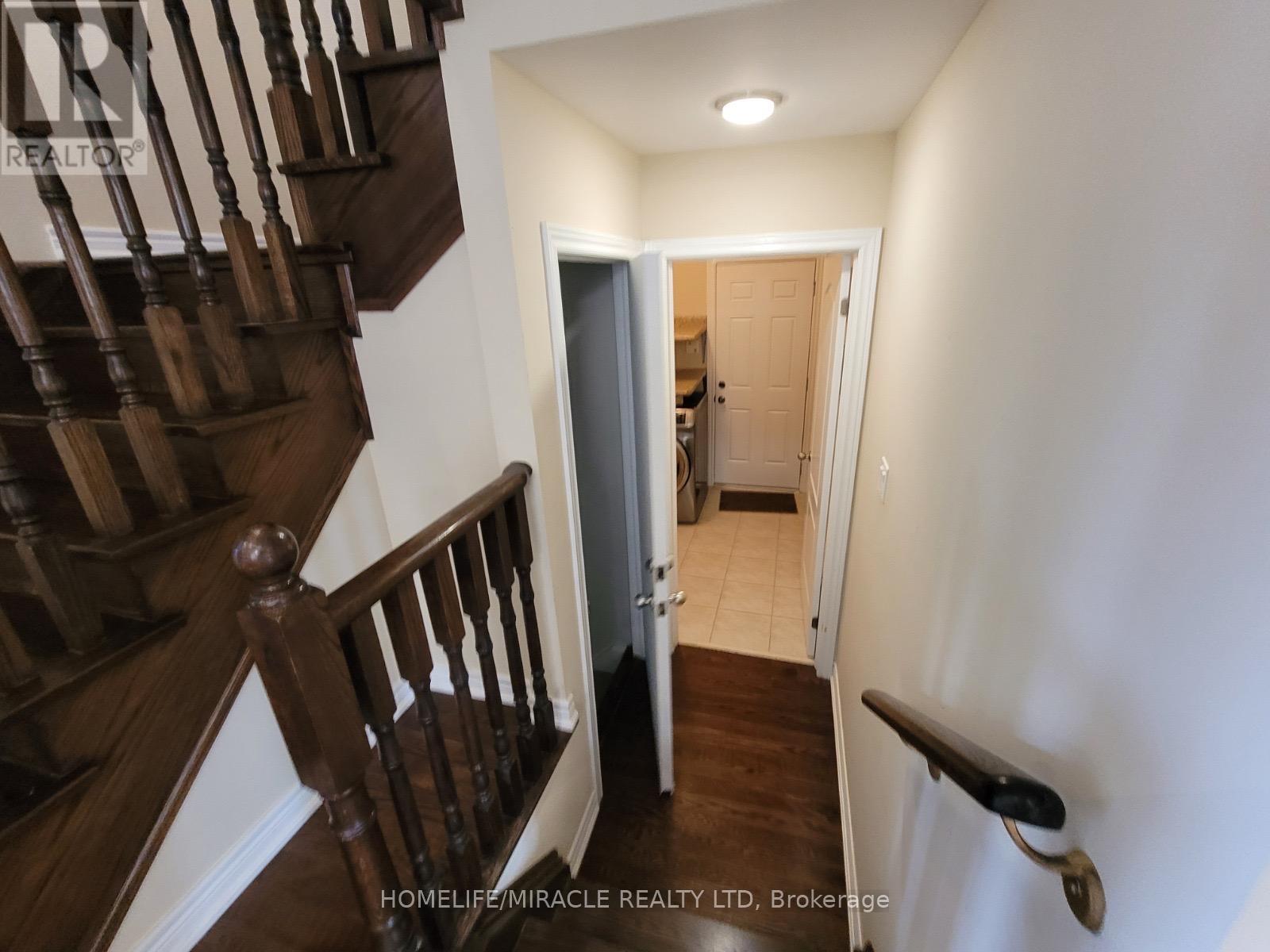 7 Campwood Crescent, Brampton, Ontario  L6P 3S5 - Photo 17 - W12511780