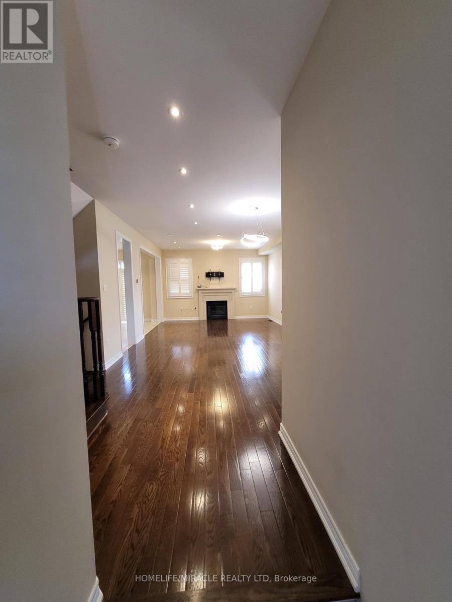 7 Campwood Crescent, Brampton, Ontario  L6P 3S5 - Photo 8 - W12511780