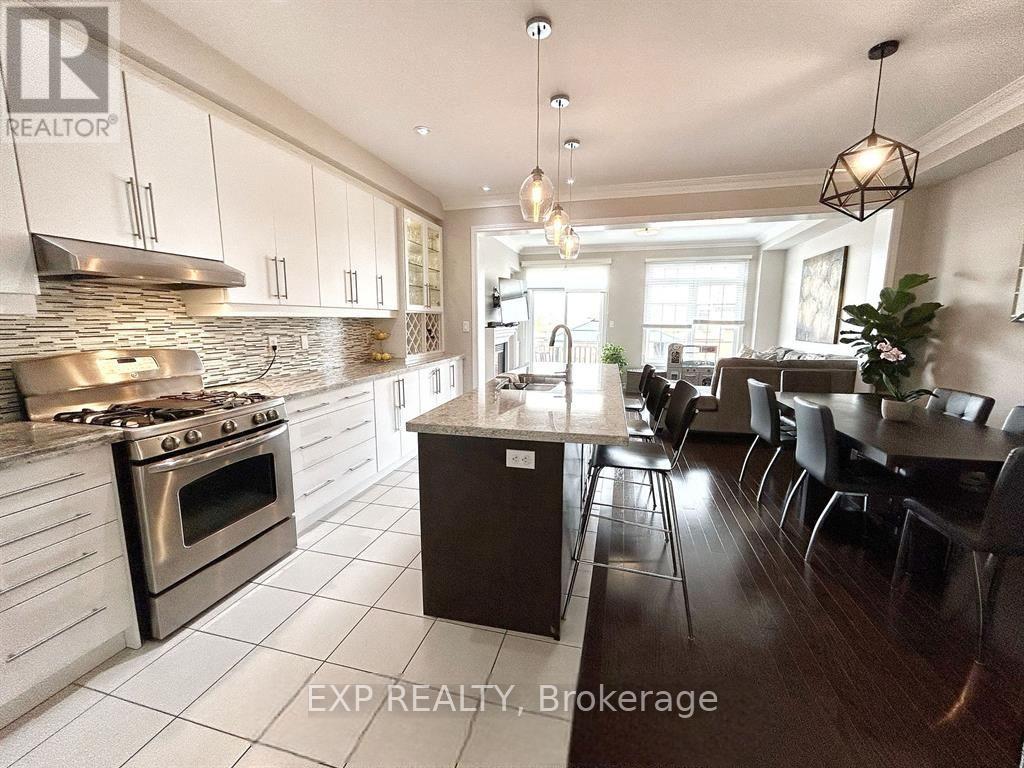 144 Sky Harbour Drive, Brampton, Ontario  L6Y 0C1 - Photo 3 - W12511784