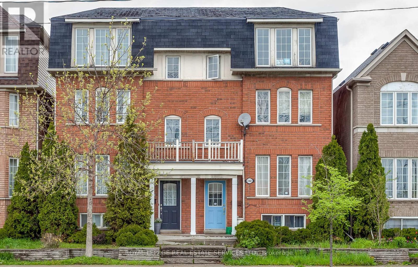 2162 ST CLAIR AVENUE W, Toronto, Ontario