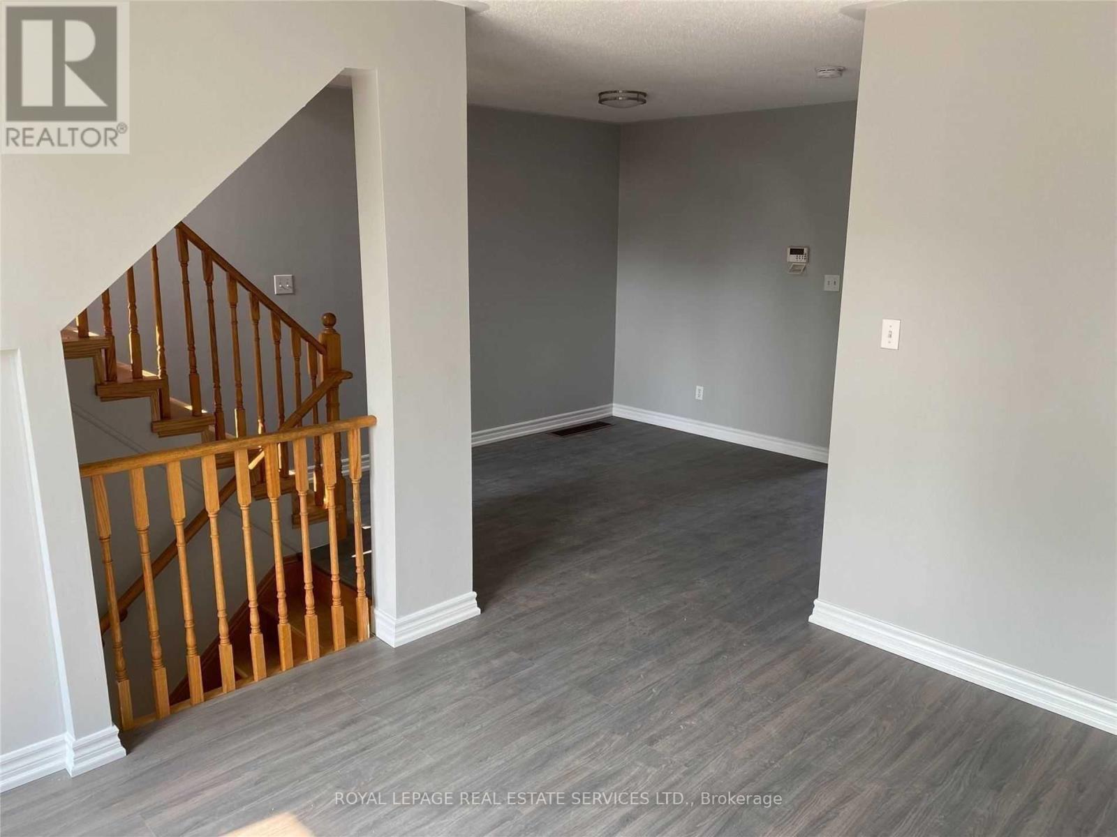 2162 St Clair Avenue W, Toronto, Ontario  M6N 5C1 - Photo 14 - W12511820