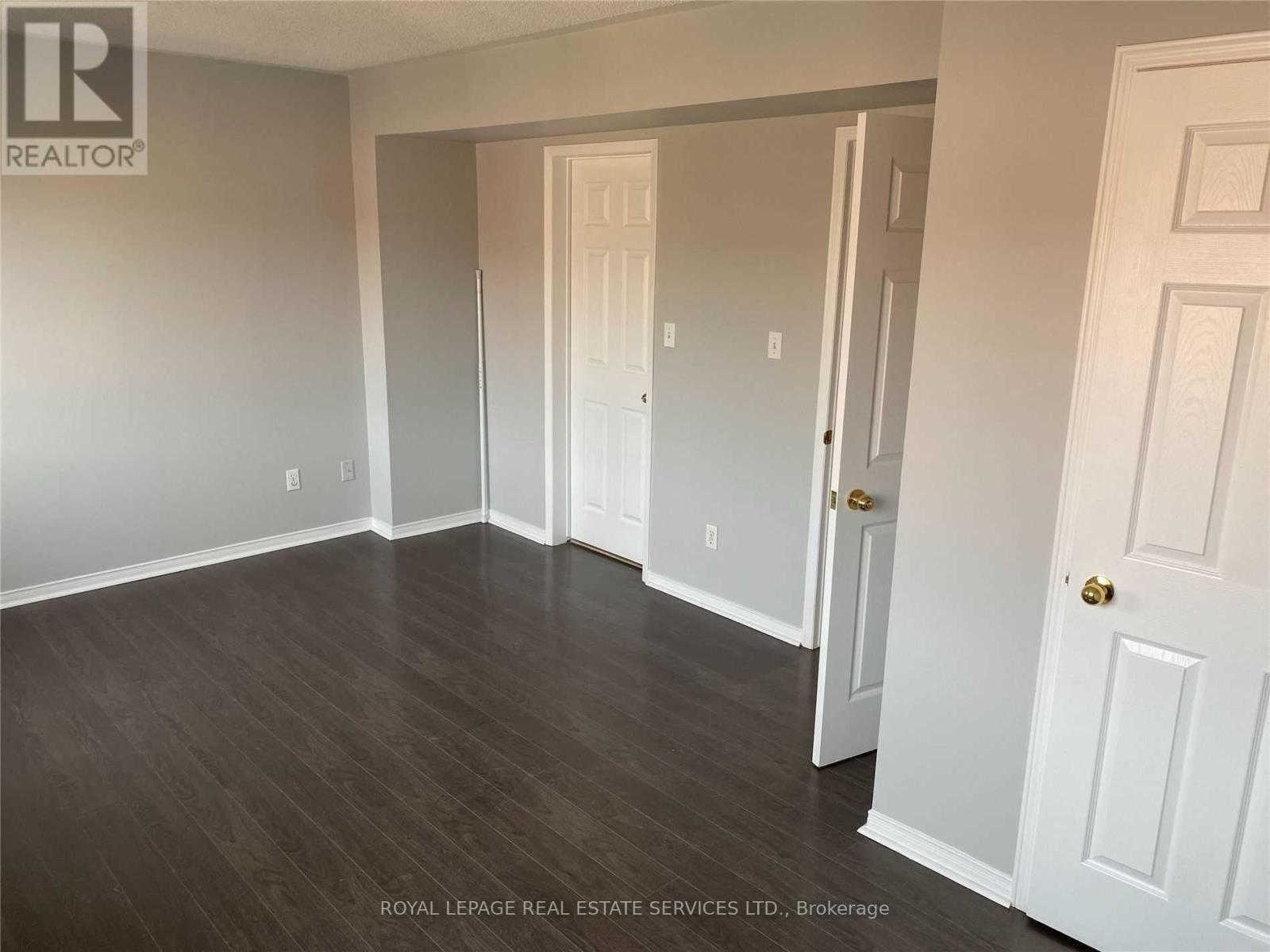 2162 St Clair Avenue W, Toronto, Ontario  M6N 5C1 - Photo 19 - W12511820