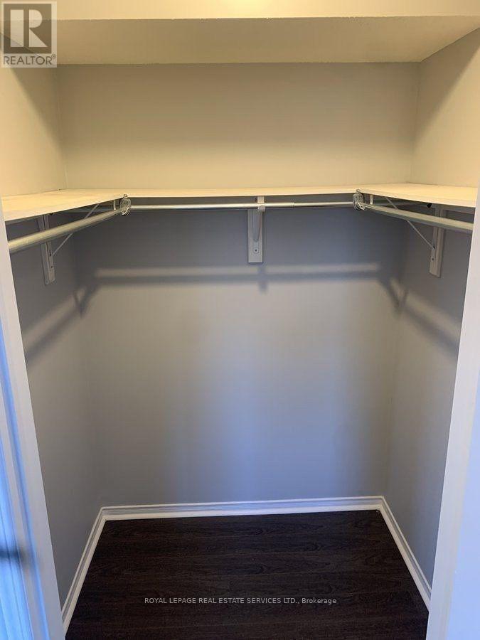 2162 St Clair Avenue W, Toronto, Ontario  M6N 5C1 - Photo 20 - W12511820