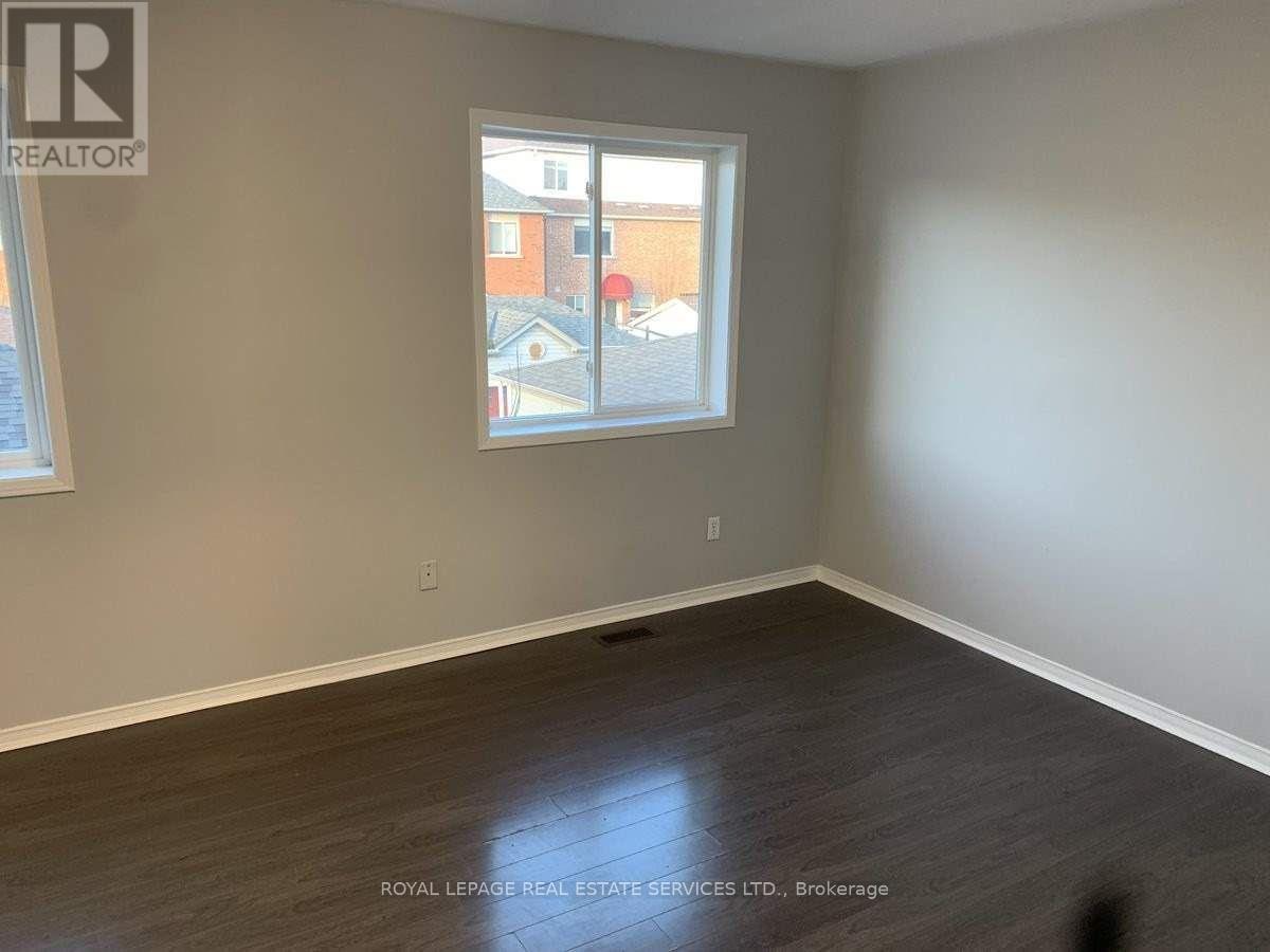 2162 St Clair Avenue W, Toronto, Ontario  M6N 5C1 - Photo 23 - W12511820