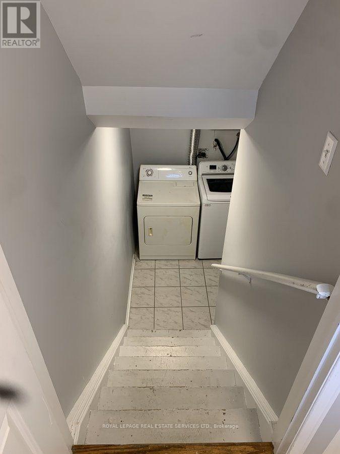 2162 St Clair Avenue W, Toronto, Ontario  M6N 5C1 - Photo 25 - W12511820