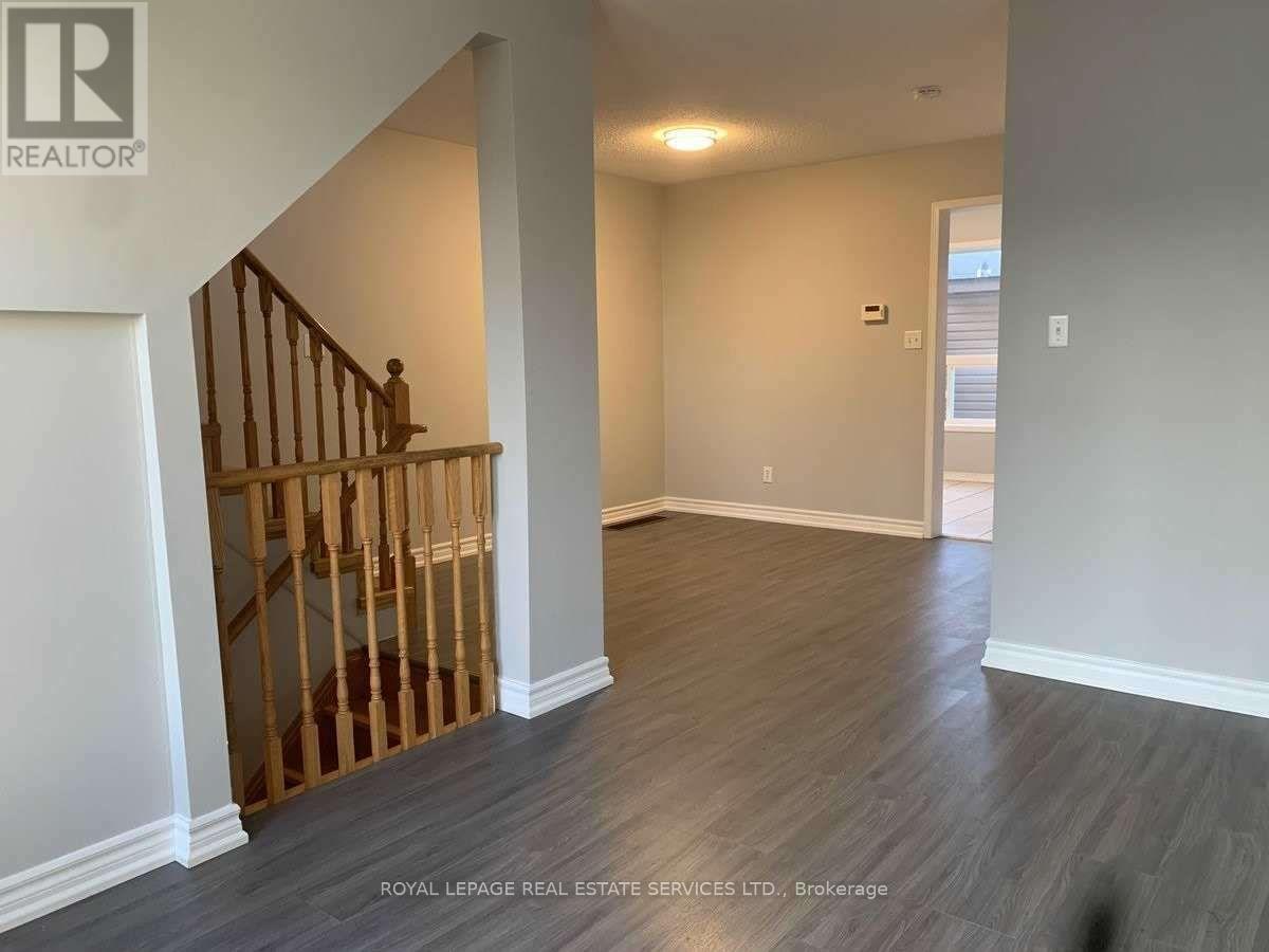 2162 St Clair Avenue W, Toronto, Ontario  M6N 5C1 - Photo 4 - W12511820