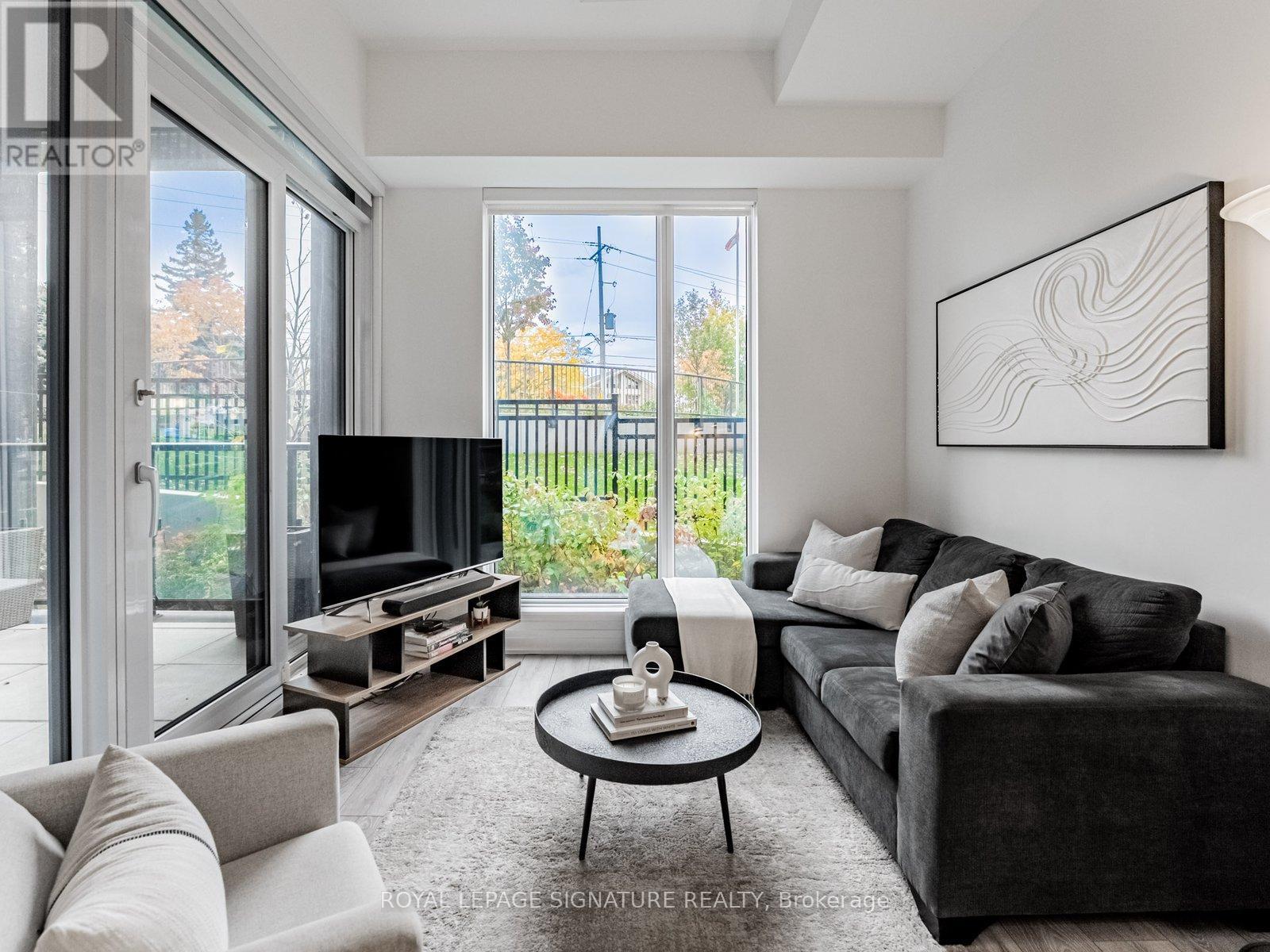 102 - 21 PARK STREET E, Mississauga, Ontario