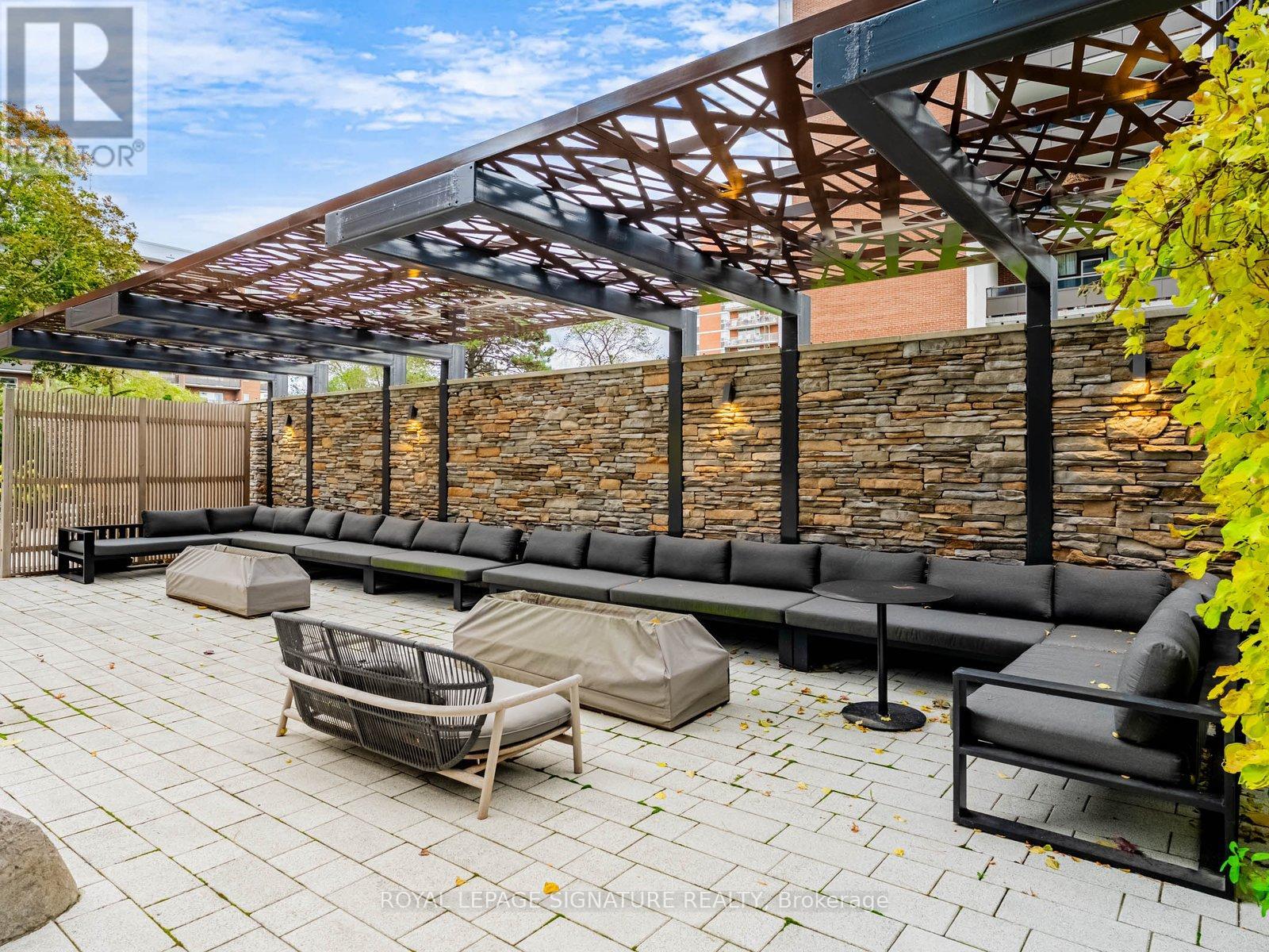 102 - 21 Park Street E, Mississauga, Ontario  L5G 0C2 - Photo 22 - W12511850