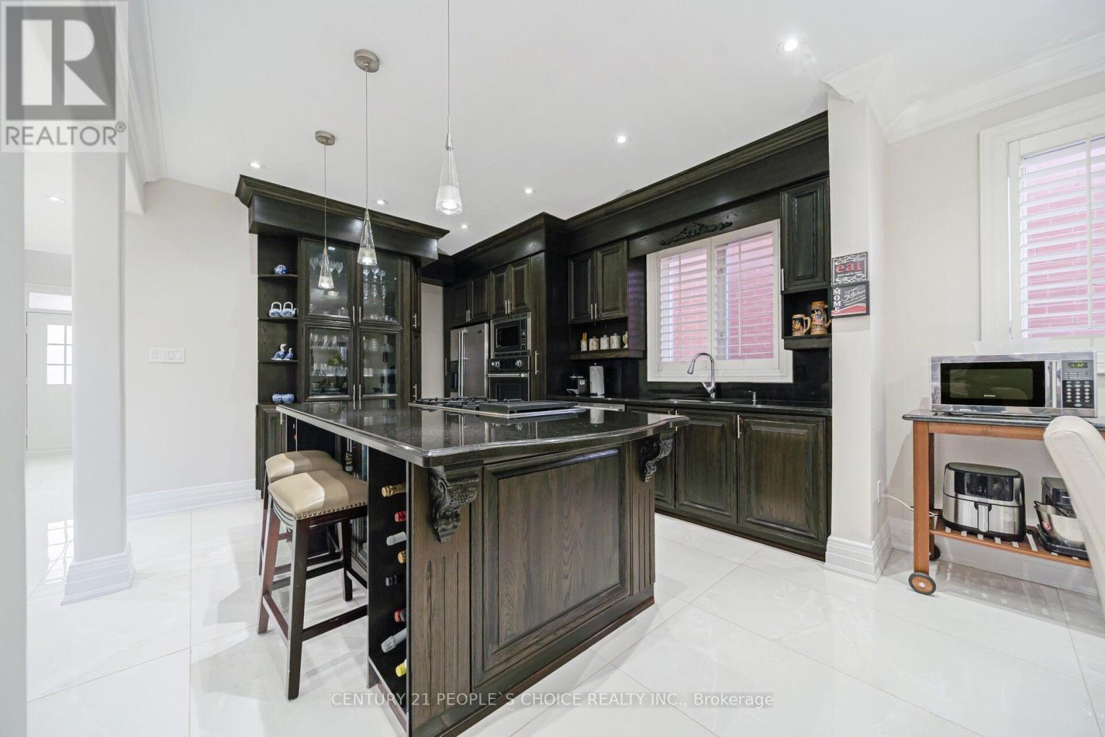 915 Gaslight Way, Mississauga, Ontario  L5W 1A2 - Photo 17 - W12511864