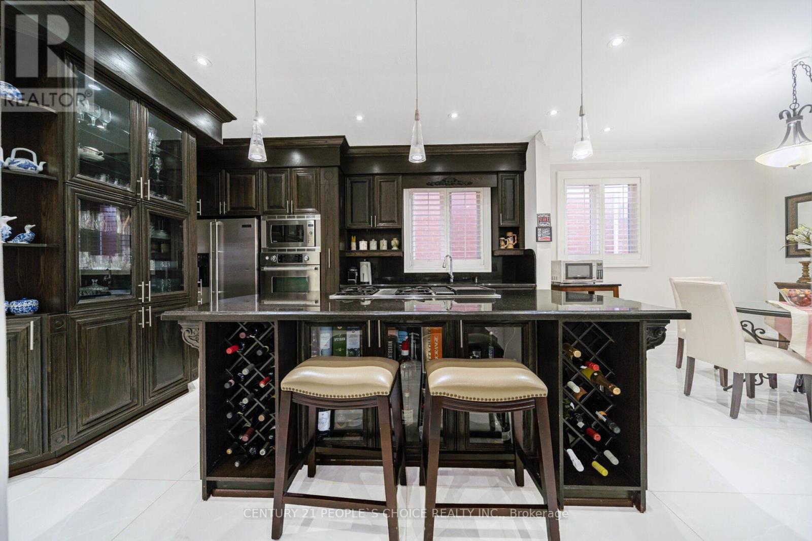 915 Gaslight Way, Mississauga, Ontario  L5W 1A2 - Photo 18 - W12511864