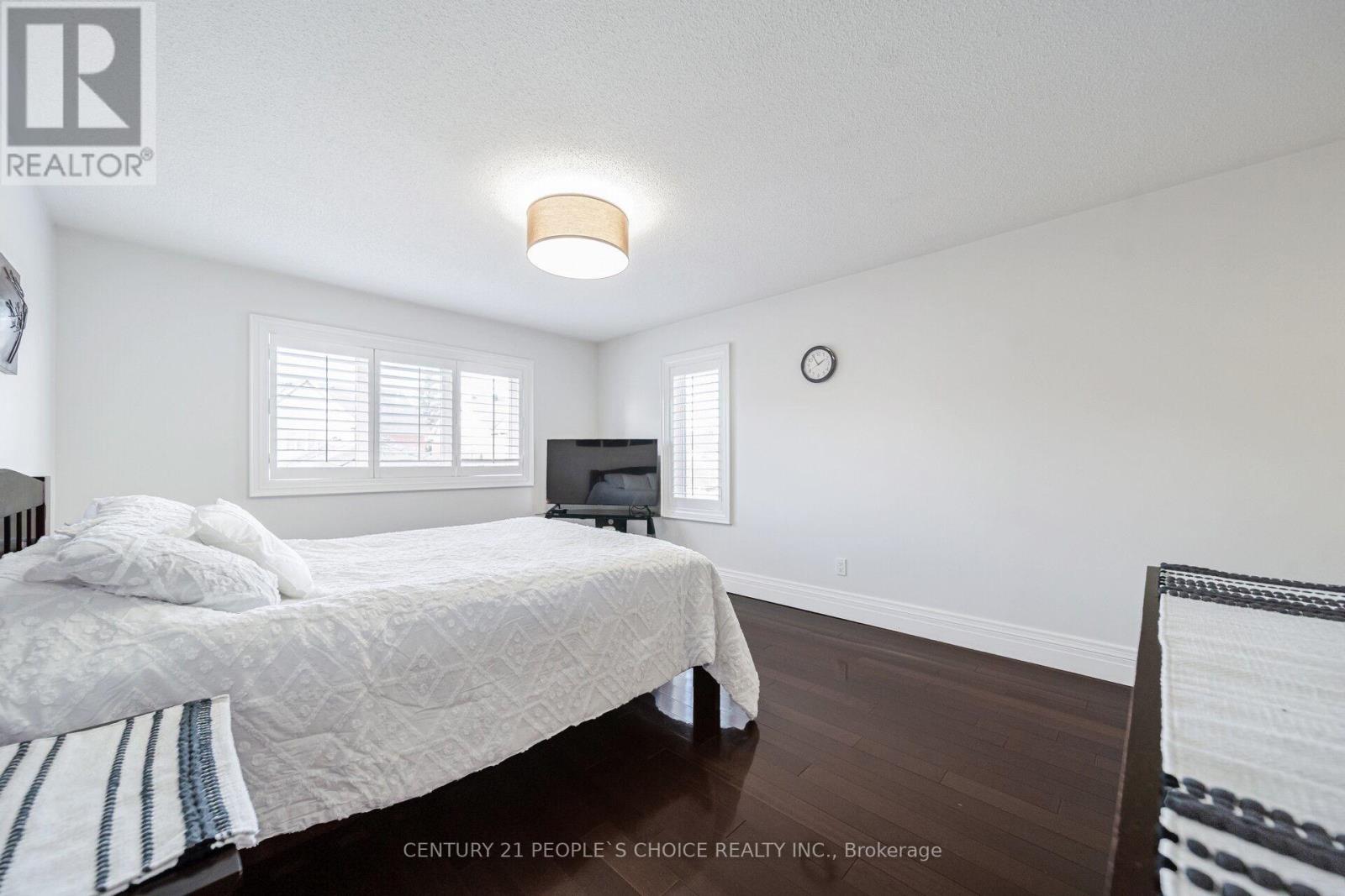 915 Gaslight Way, Mississauga, Ontario  L5W 1A2 - Photo 28 - W12511864