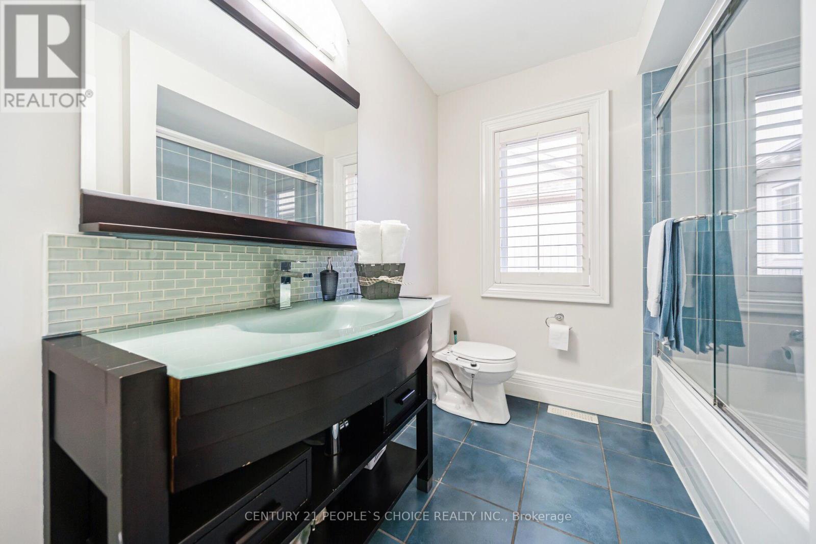 915 Gaslight Way, Mississauga, Ontario  L5W 1A2 - Photo 32 - W12511864