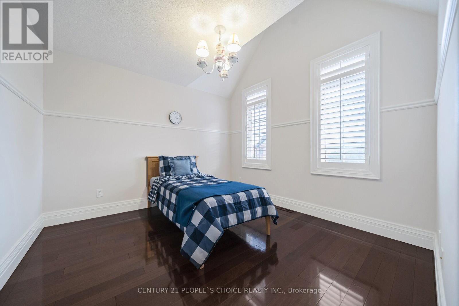 915 Gaslight Way, Mississauga, Ontario  L5W 1A2 - Photo 33 - W12511864