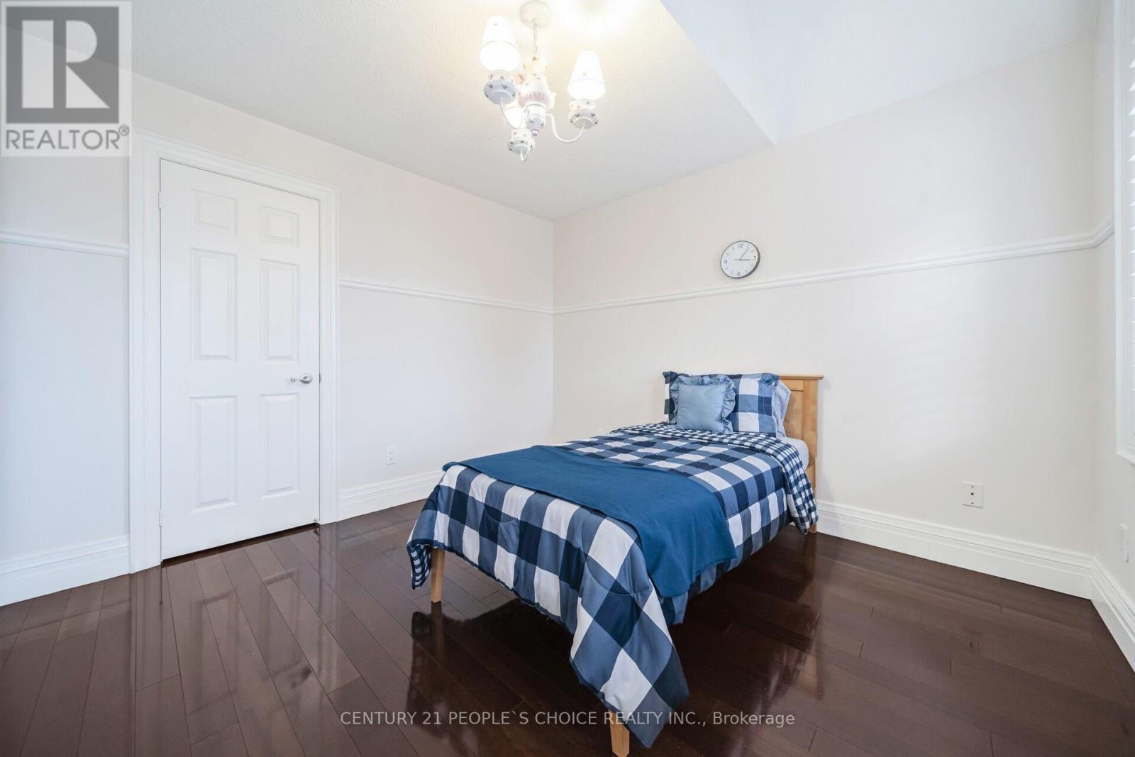 915 Gaslight Way, Mississauga, Ontario  L5W 1A2 - Photo 34 - W12511864