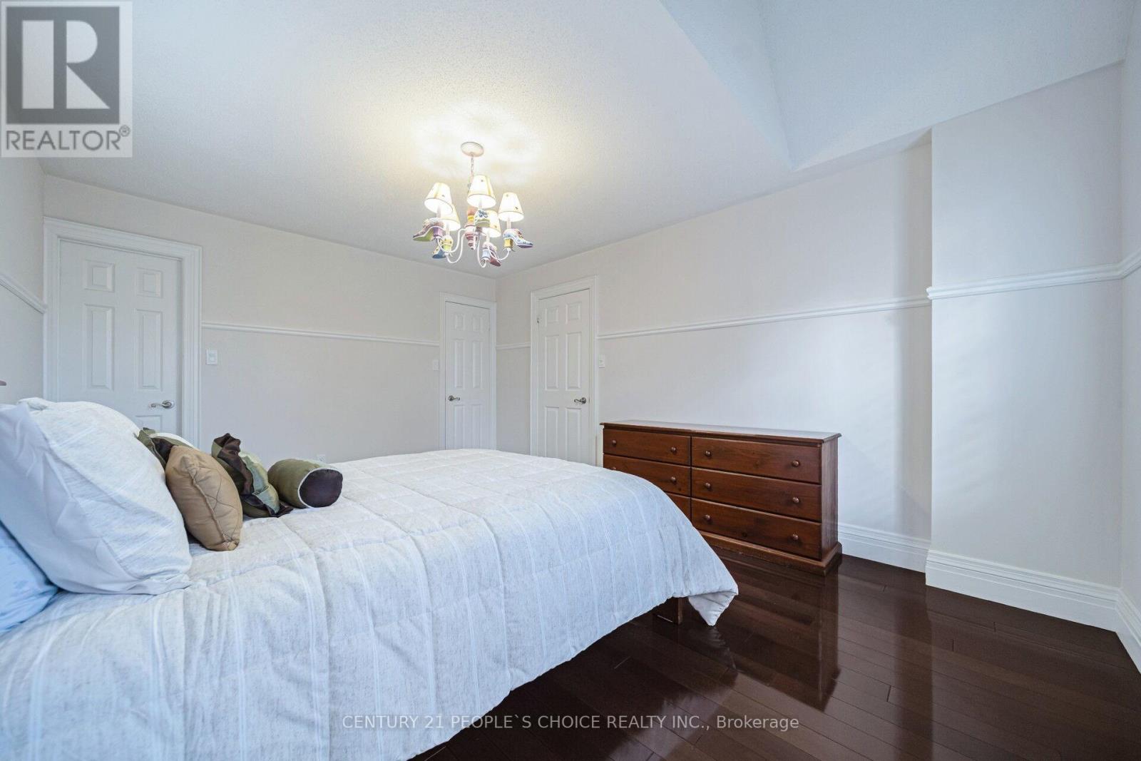 915 Gaslight Way, Mississauga, Ontario  L5W 1A2 - Photo 37 - W12511864