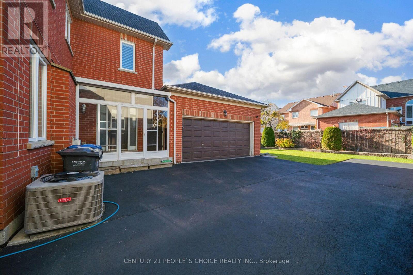 915 Gaslight Way, Mississauga, Ontario  L5W 1A2 - Photo 47 - W12511864