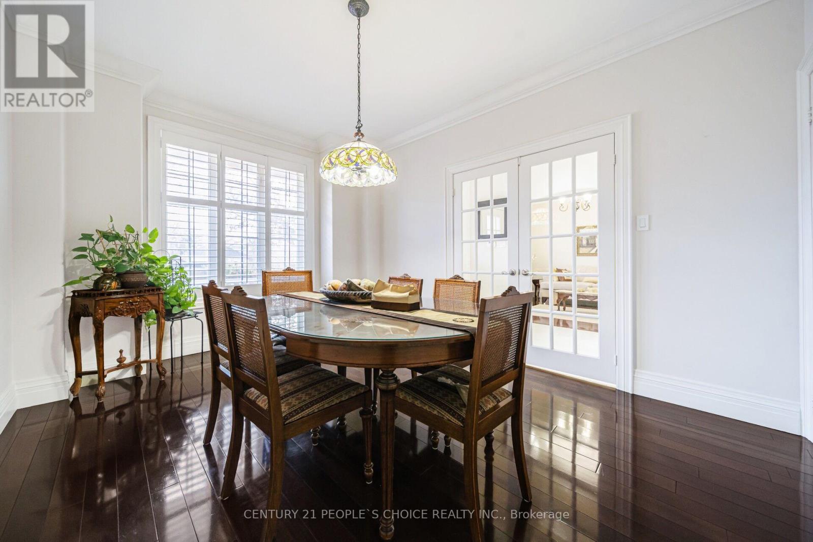 915 Gaslight Way, Mississauga, Ontario  L5W 1A2 - Photo 8 - W12511864