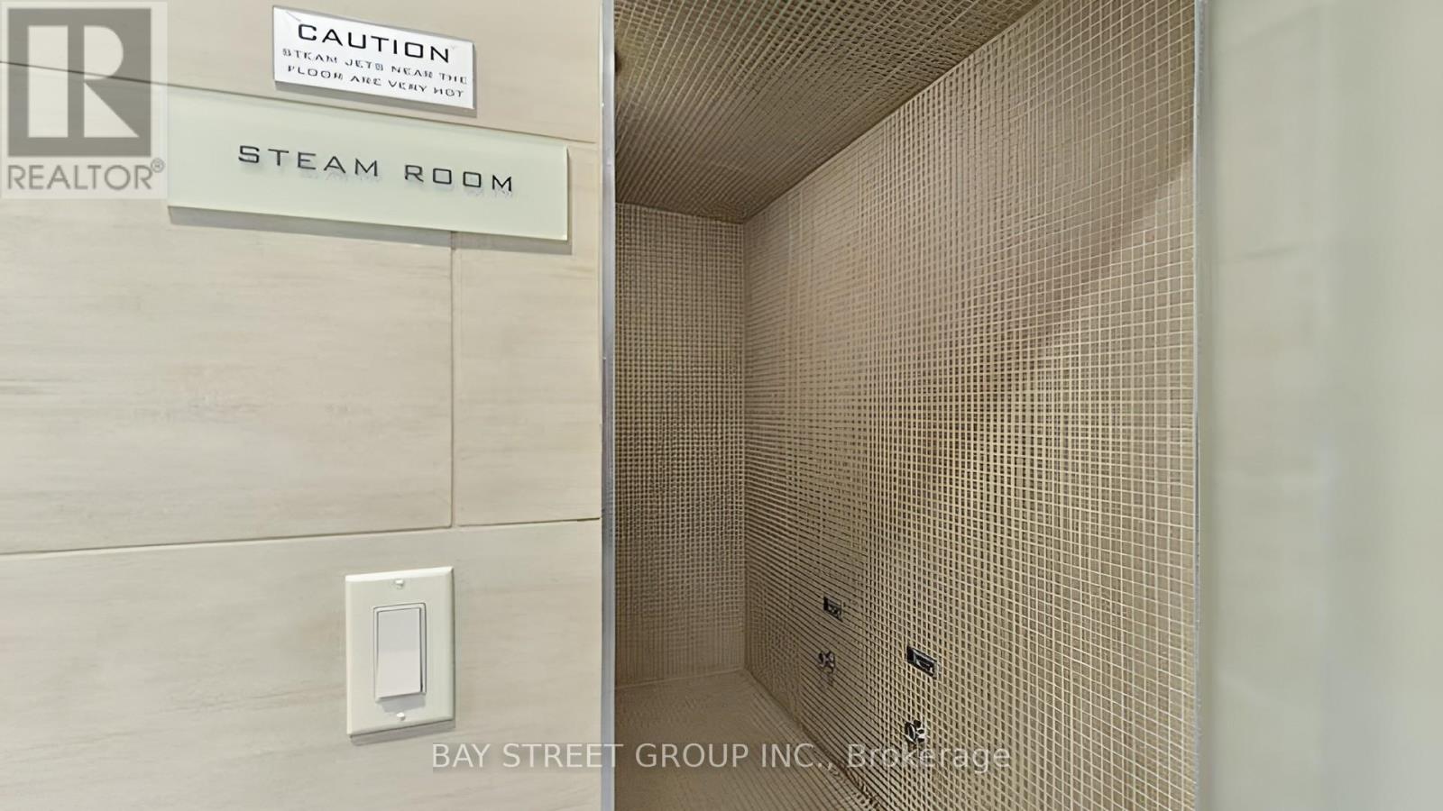 212 - 70 Roehampton Avenue, Toronto, Ontario  M4P 1R2 - Photo 36 - C12510754