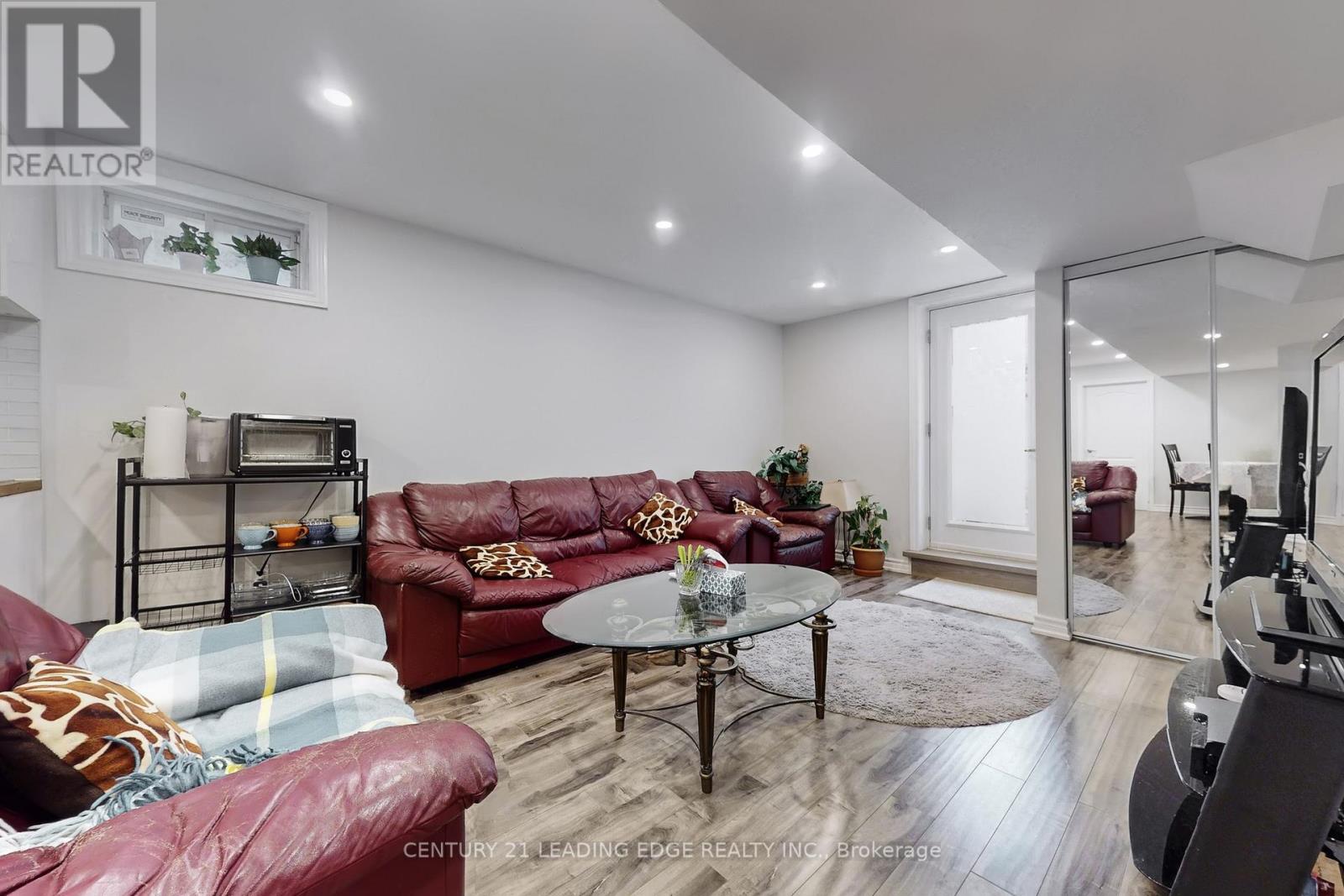 18 Fountain Court, Richmond Hill, Ontario  L4S 2K4 - Photo 37 - N12511870