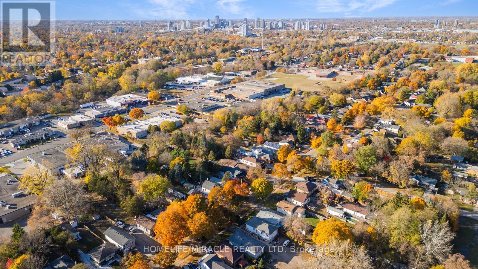 201 Emerson Avenue, London South, Ontario  N5Z 3L5 - Photo 6 - X12503012