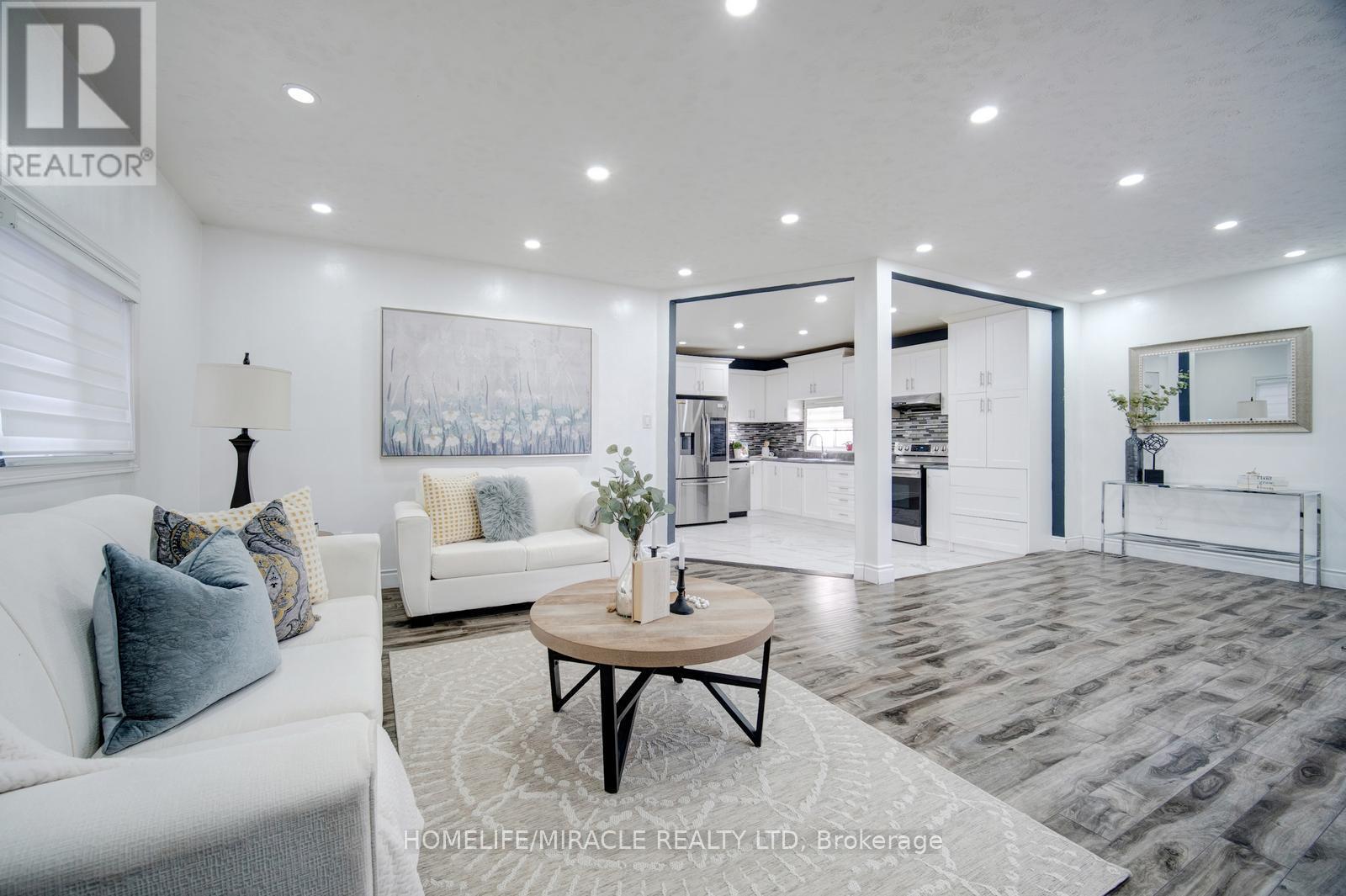 201 Emerson Avenue, London South, Ontario  N5Z 3L5 - Photo 11 - X12503012