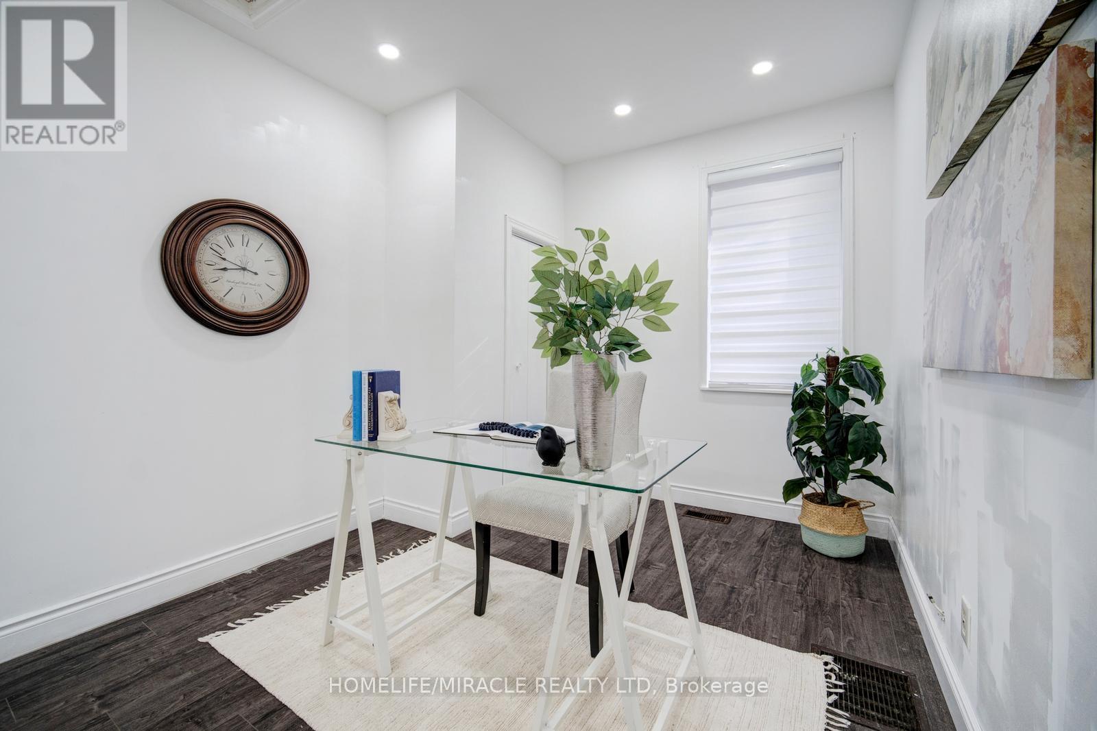 Photo 16 of 39 for 201 Emerson Avenue