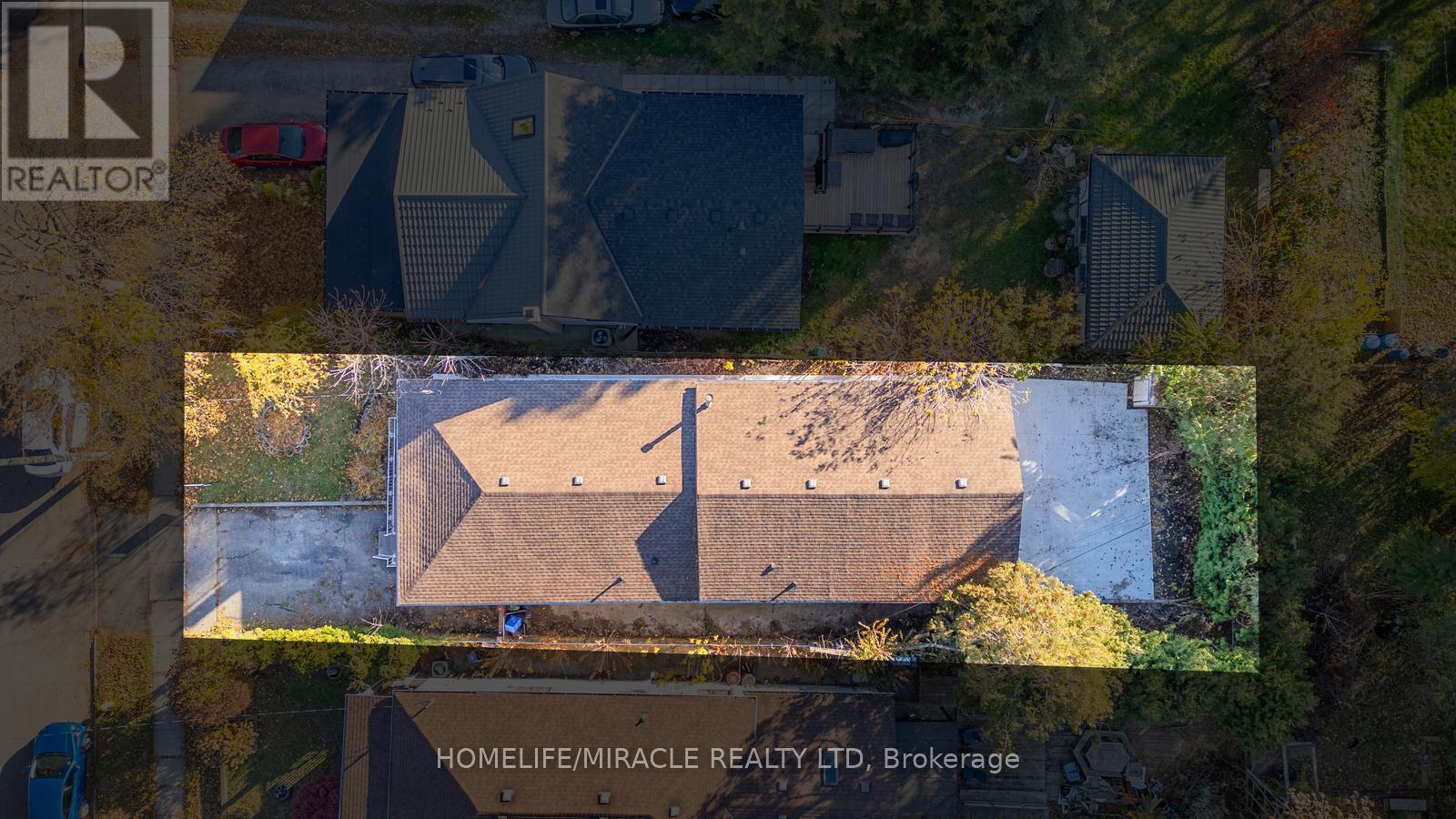 Photo 3 of 39 for 201 Emerson Avenue