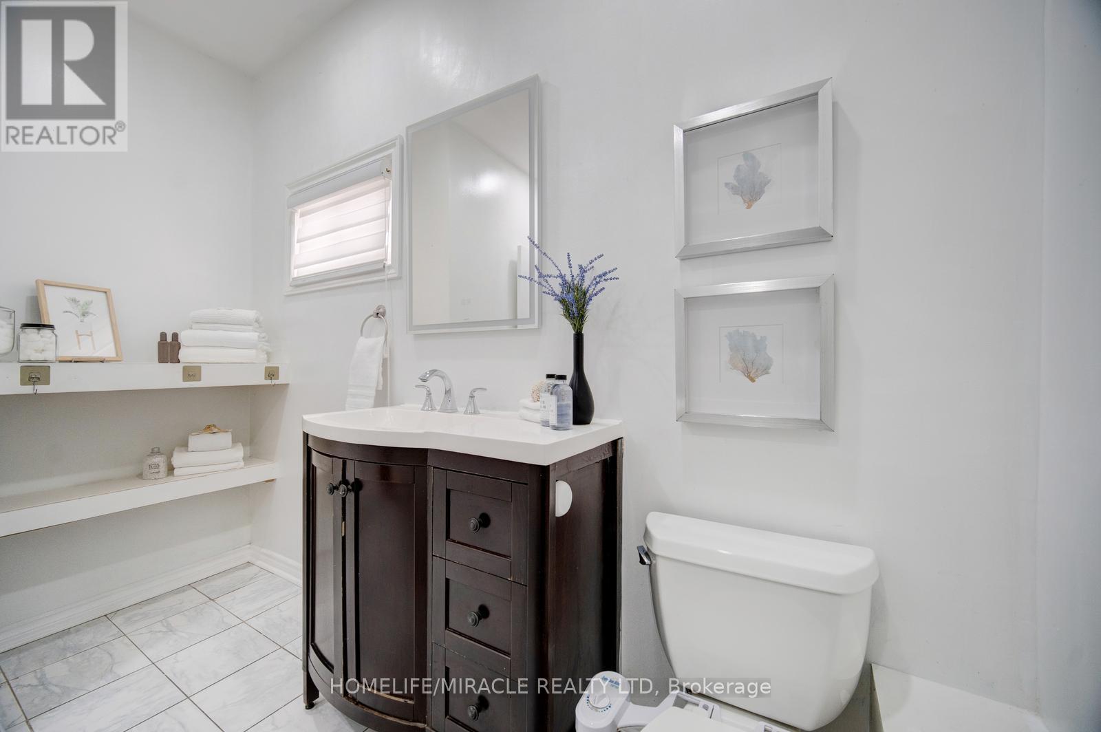 201 Emerson Avenue, London South, Ontario  N5Z 3L5 - Photo 19 - X12503012