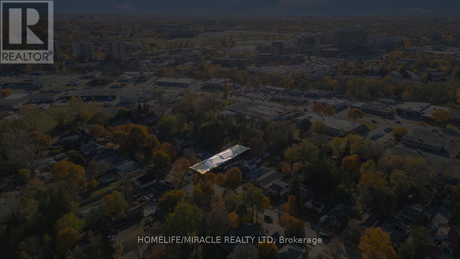 201 Emerson Avenue, London South, Ontario  N5Z 3L5 - Photo 5 - X12503012