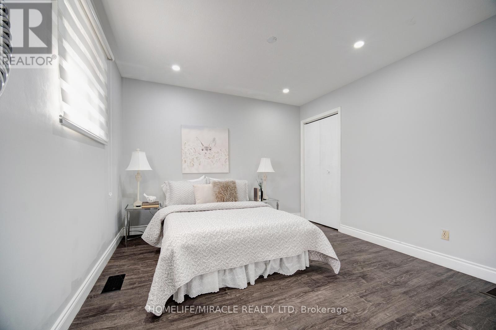 201 Emerson Avenue, London South, Ontario  N5Z 3L5 - Photo 21 - X12503012