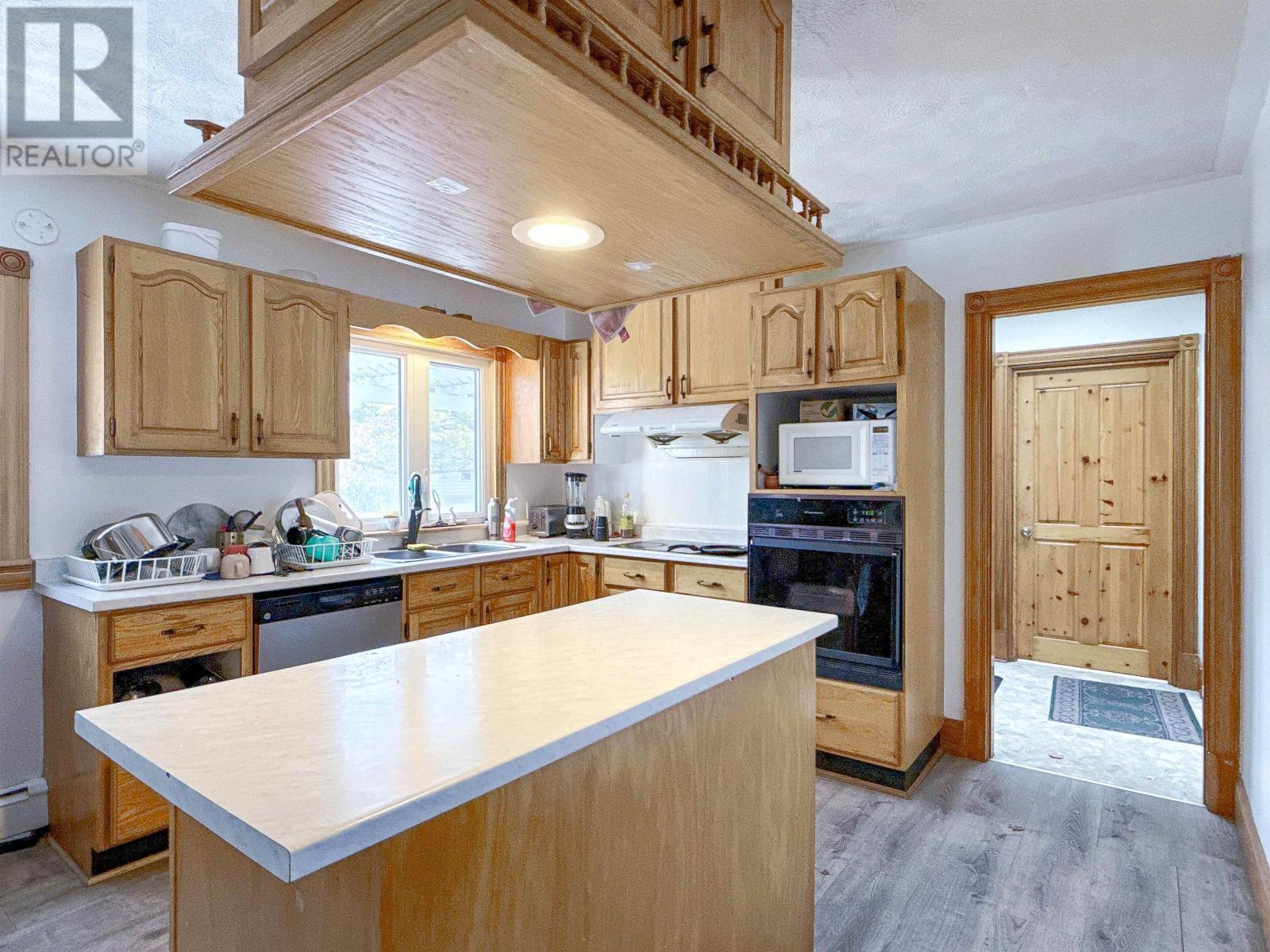 30 Ellis Road, Charlottetown, Prince Edward Island  C1A 6G7 - Photo 11 - 202527329