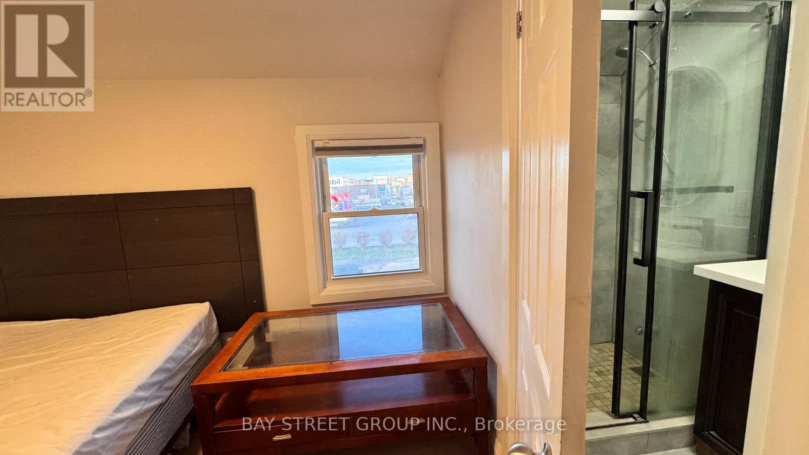 Unit C - 5731 Stanley Avenue, Niagara Falls, Ontario  L2G 3X6 - Photo 10 - X12511706