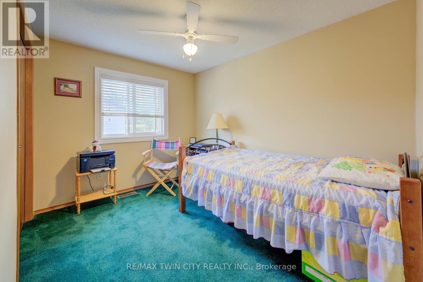 489 Northlake Drive, Waterloo, Ontario  N2V 1V5 - Photo 8 - X12511808