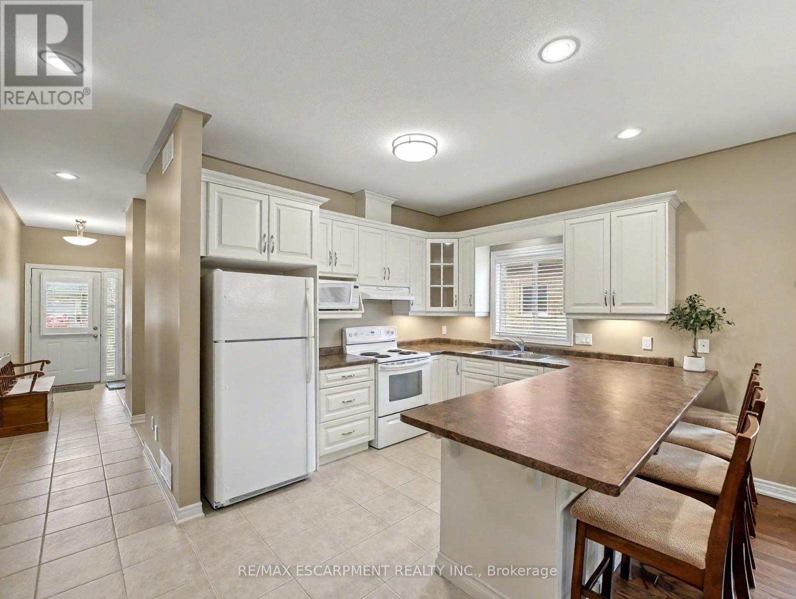 8 Willson Crossing, Pelham, Ontario  L0S 1E4 - Photo 13 - X12511818