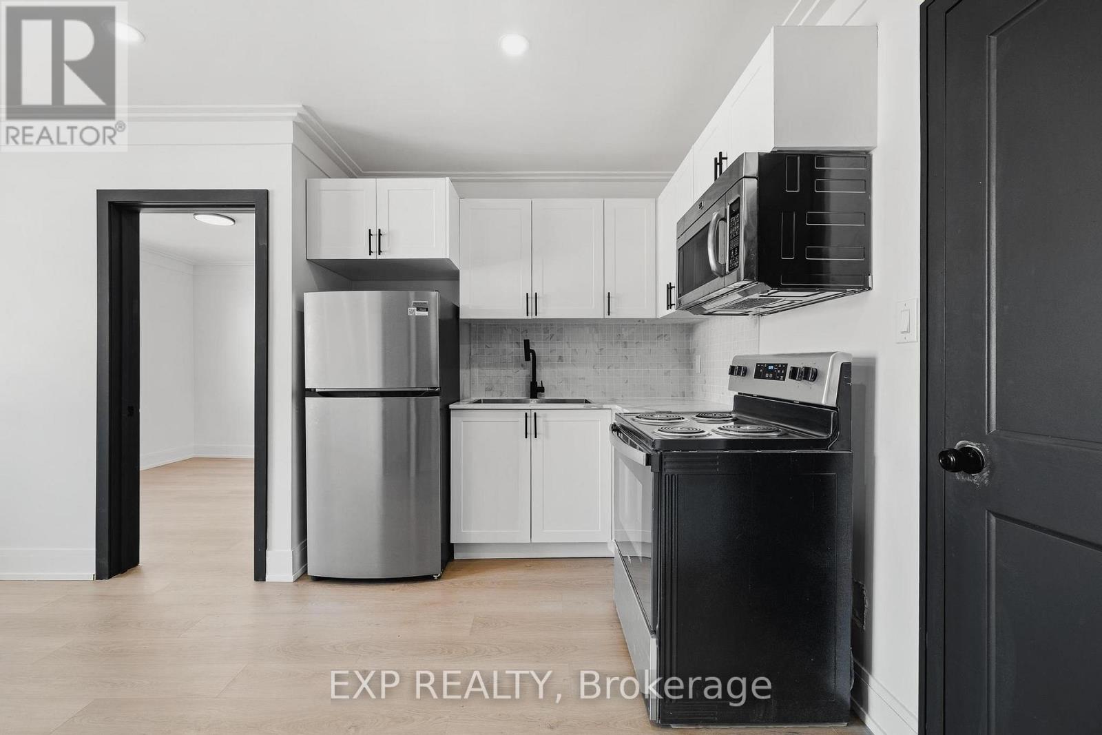 502 - 90 Carden Street, Guelph, Ontario  N1H 3A3 - Photo 3 - X12511858