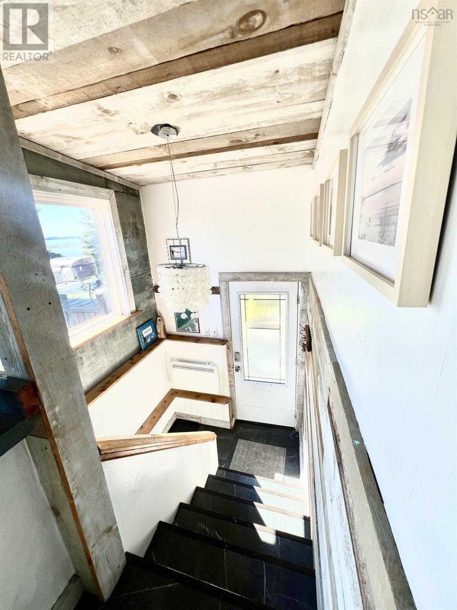 Property at 8848 St Margarets Bay Road image 2