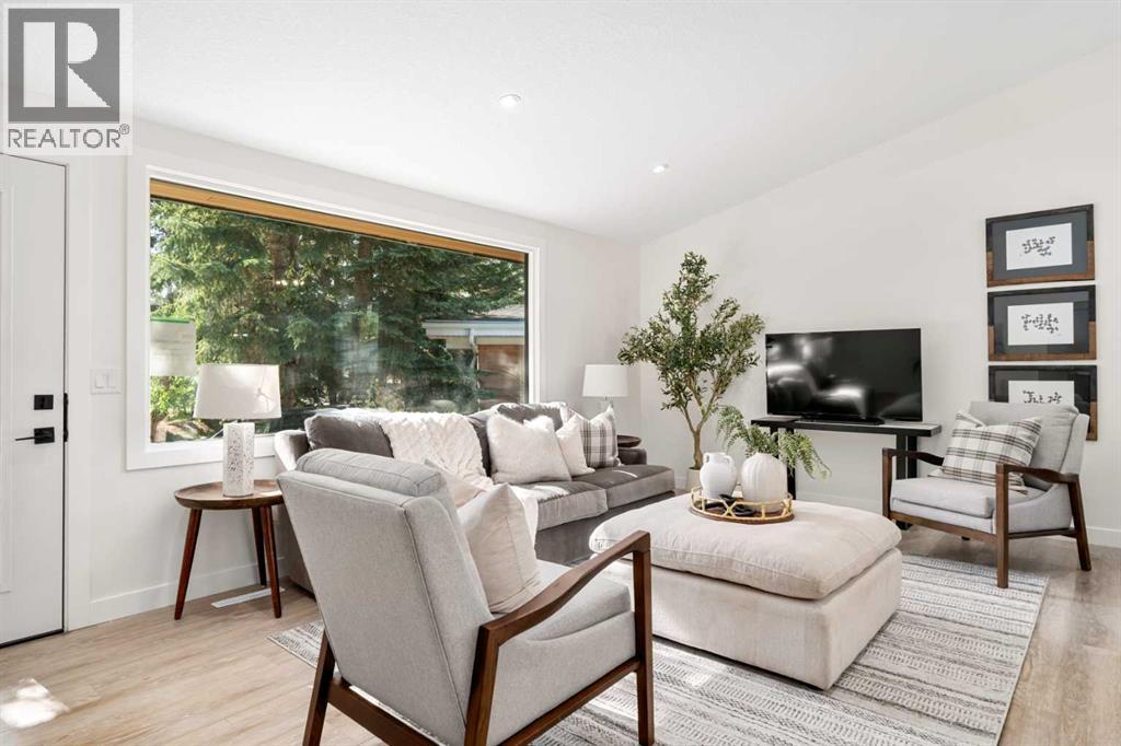 Property at 3212 Breen Crescent NW image 4