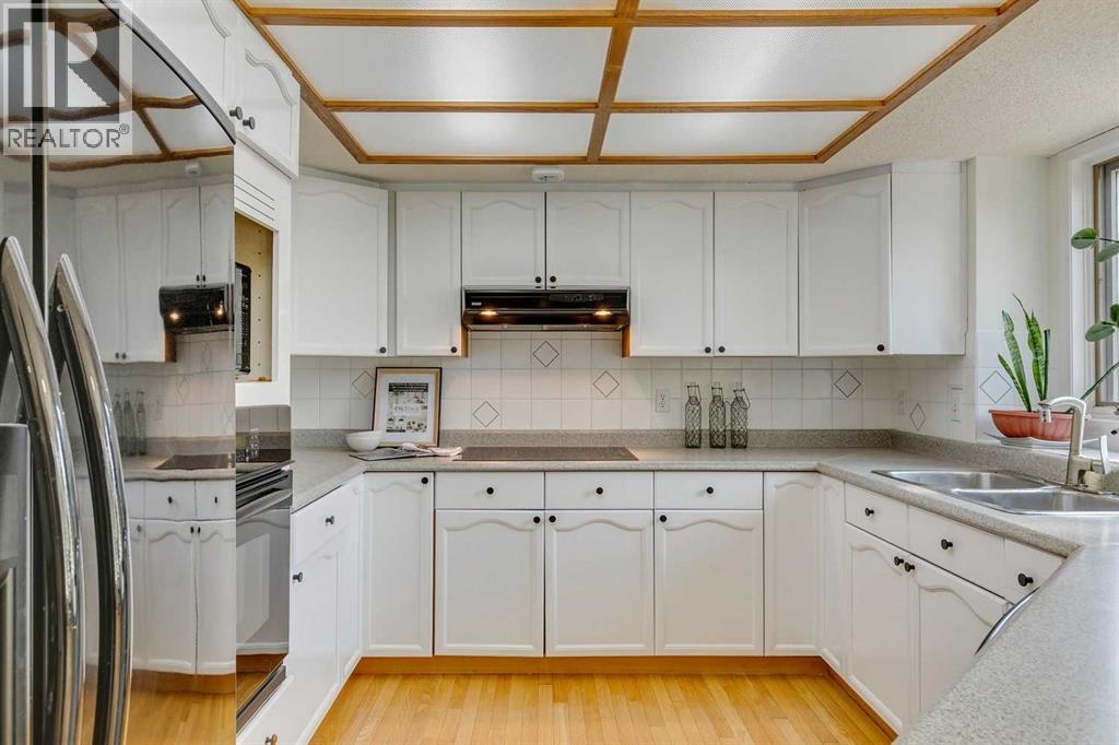 33 Shawnee View Sw, Calgary, Alberta  T2Y 2V4 - Photo 9 - A2263464