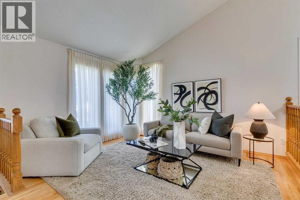 33 Shawnee View Sw, Calgary, Alberta  T2Y 2V4 - Photo 4 - A2263464