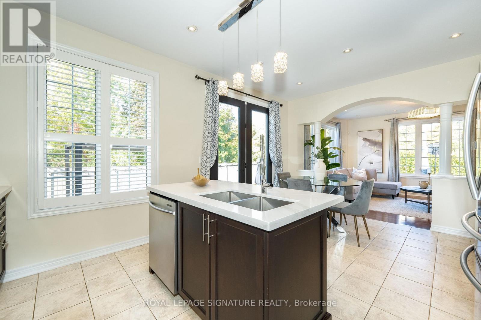 68 Lady Angela Lane, Vaughan (Patterson), Ontario  L6A 4S7 - Photo 17 - N12502182